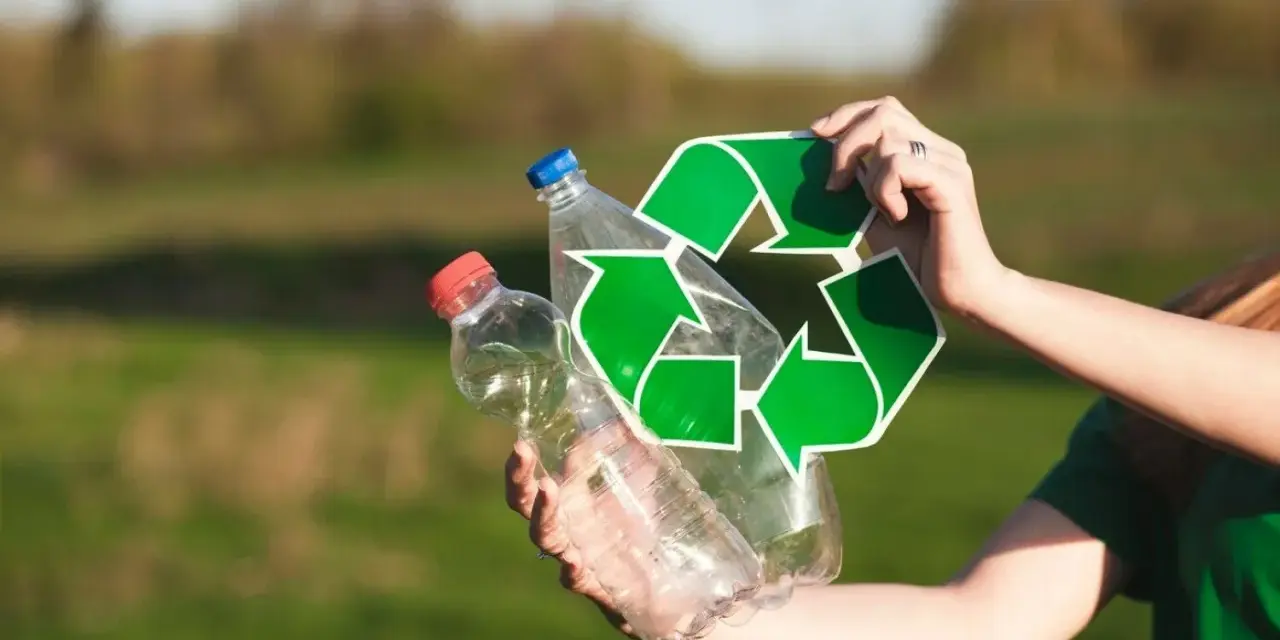 Odzysk a recykling: Czy wiesz, co naprawdę wrzucasz do kosza?