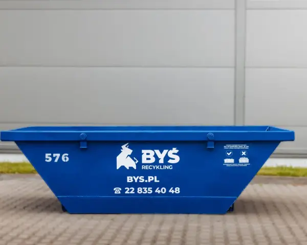 Niebieski kontener na odpady zmieszane od BYŚ Recykling. Sprawdź, jaka jest wynajem kontenera na odpady zmieszane cena i zamów już dziś!