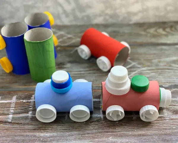 Jak zrobić eko zabawki z recyklingu? Kreatywne DIY dla dzieci.