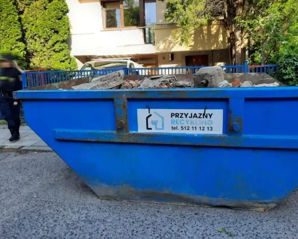 Gdzie wyrzucić stare meble? Legalnie, zarób lub oddaj!