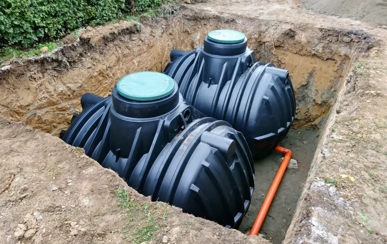 Szambo betonowe czy plastikowe